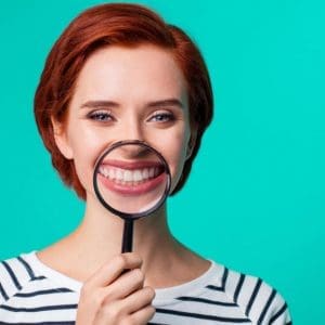 Fluoryzacja zębów – na czym polega i czy warto?